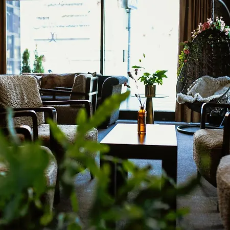 Arctic Hotel